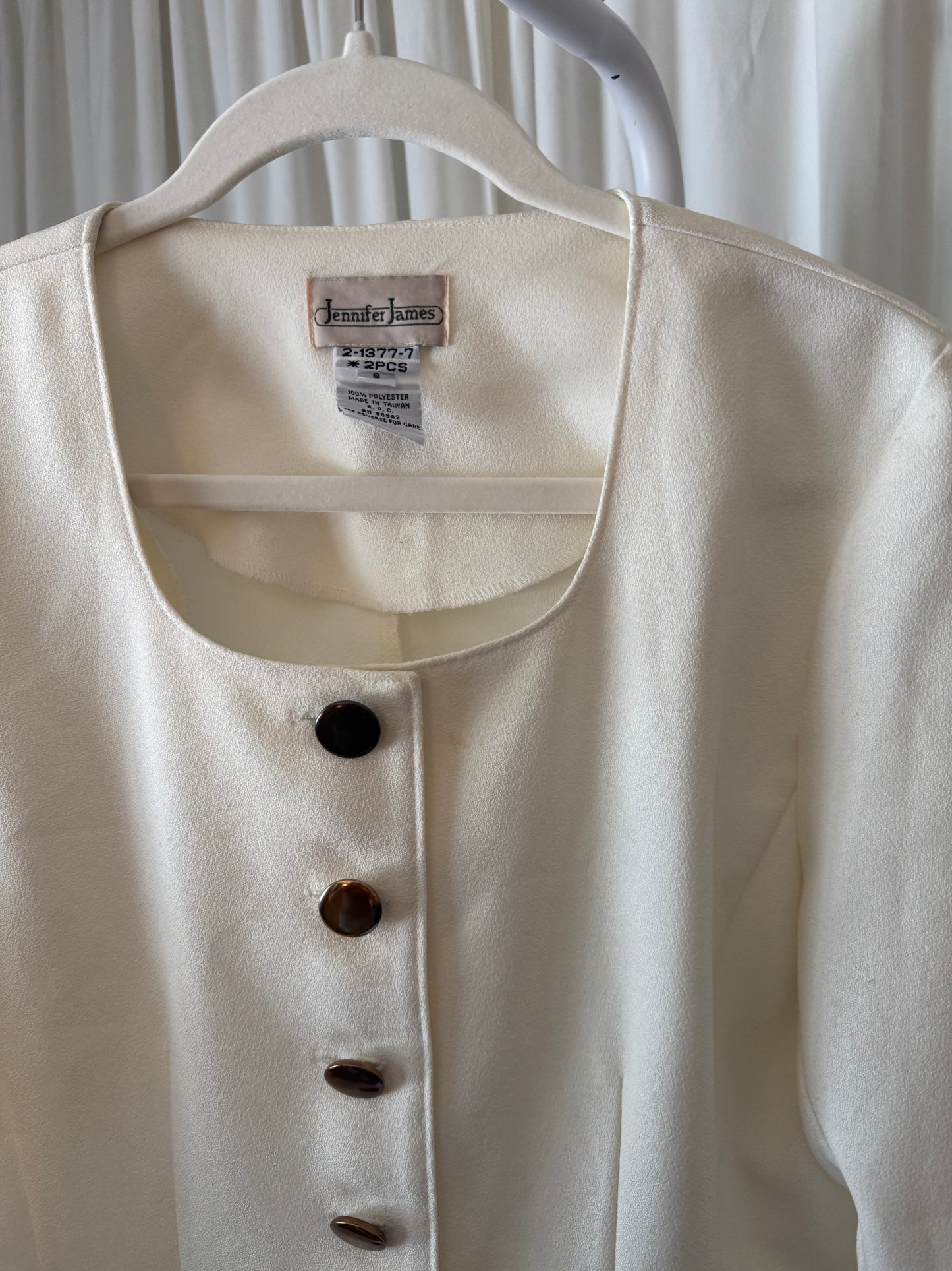 The Elegant Top