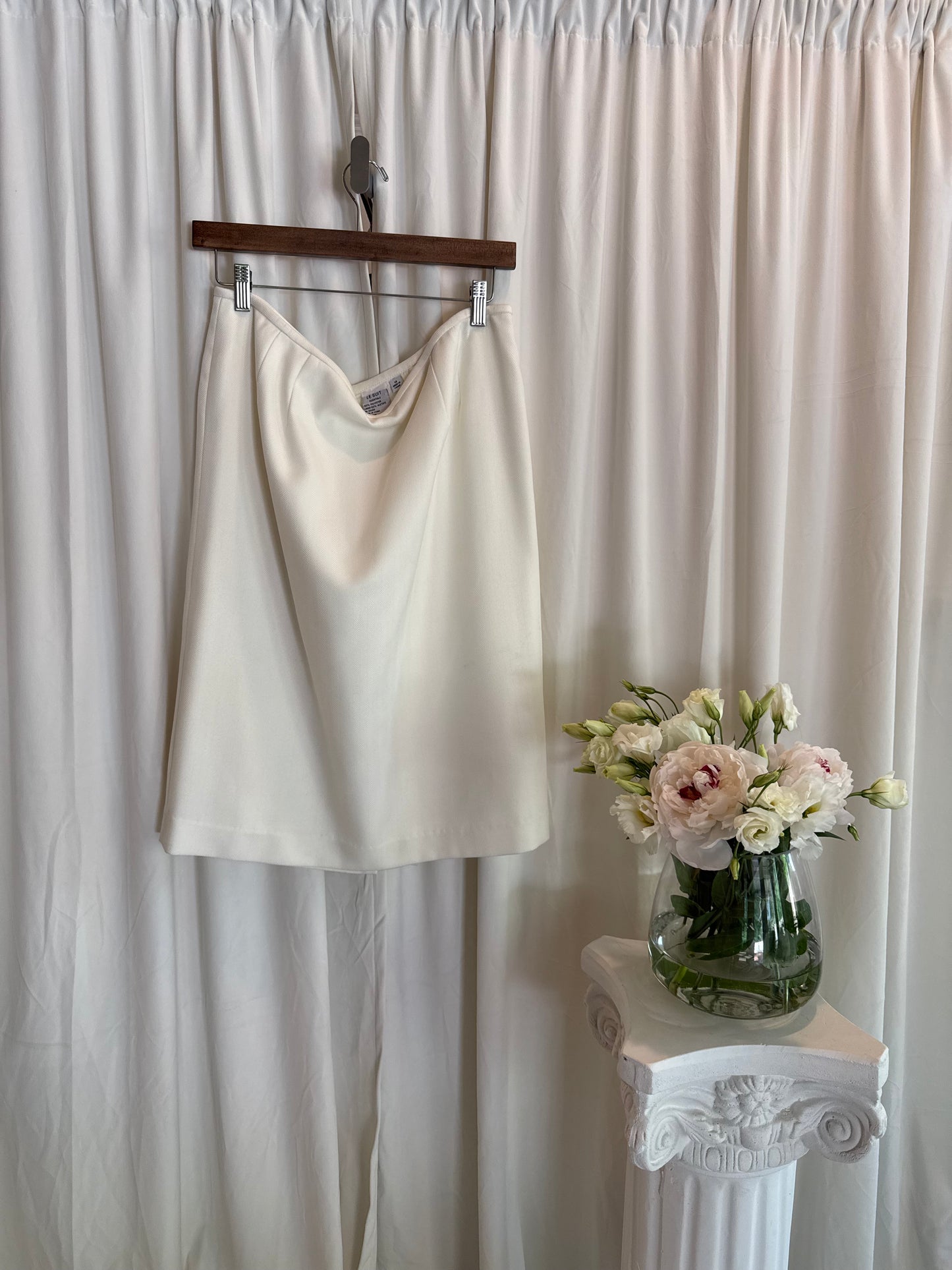 The Elegant Set