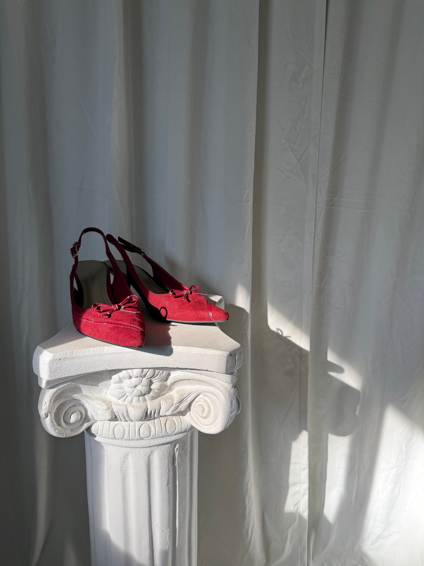 The Ruby Bow Heel