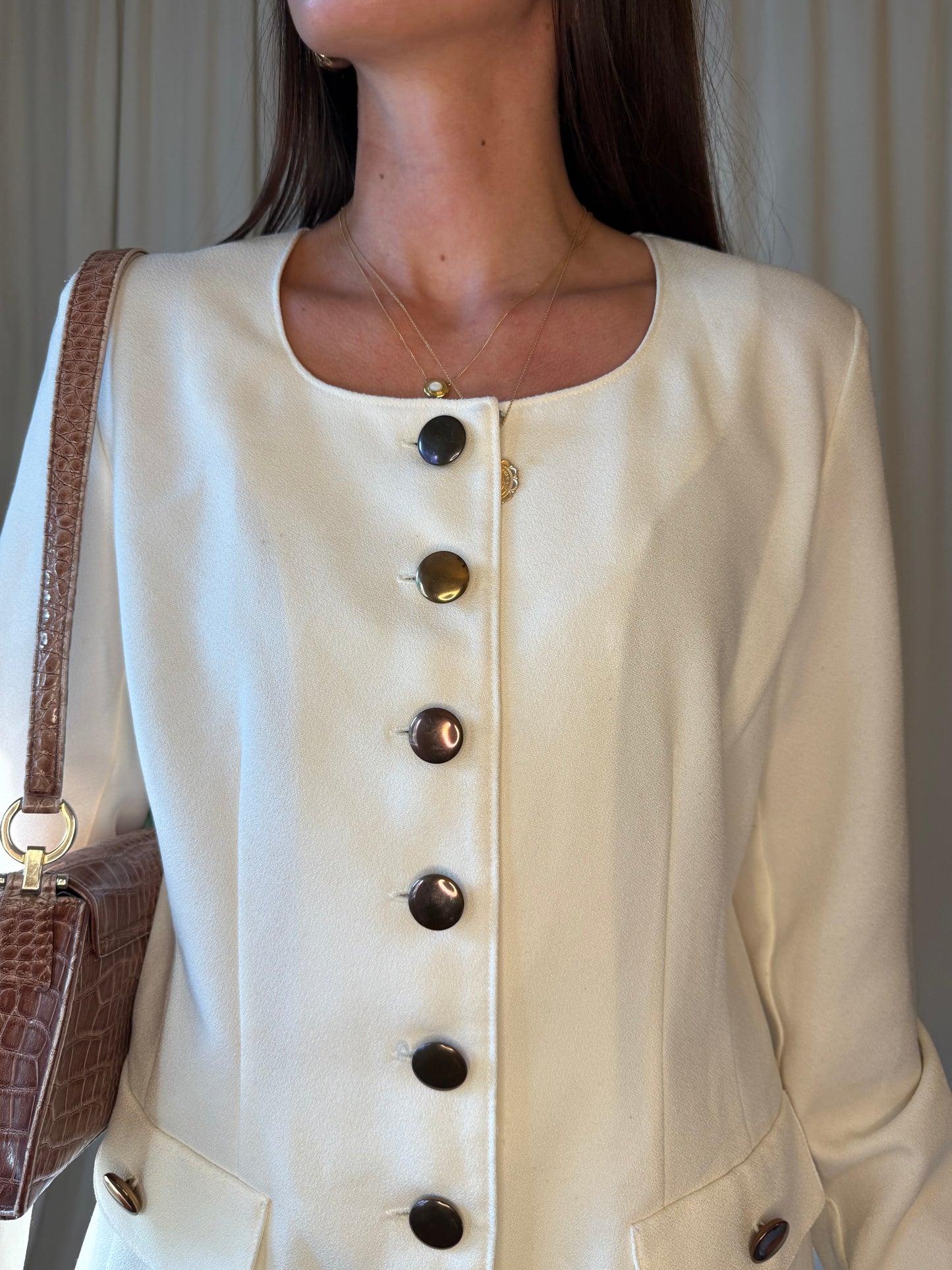 The Elegant Top