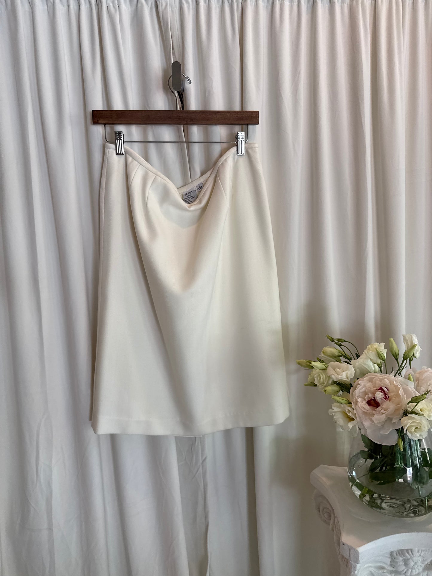 The Elegant Set